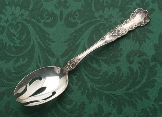 Picture of Pierced Tableserv.spn