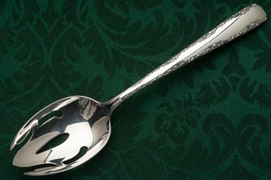 Picture of Pierced Tableserv.spn