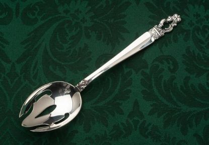 Picture of Pierced Tableserv.spn