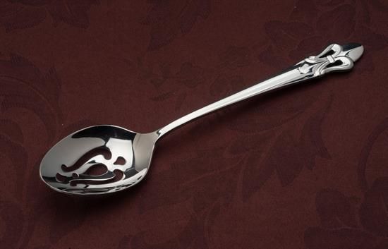 Picture of Pierced Tableserv.spn