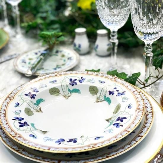 Picture of New 5pc. Setting