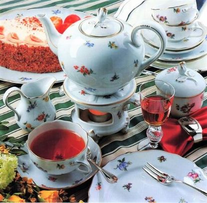 Picture of Dinner Plates