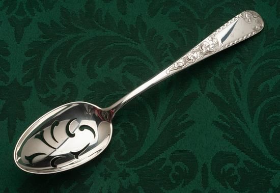 Picture of Pierced Tableserv.spn