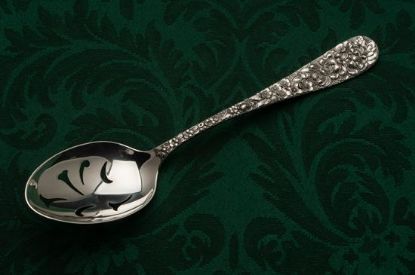 Picture of Pierced Tableserv.spn