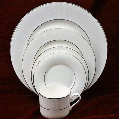 Picture of Dinner Plates