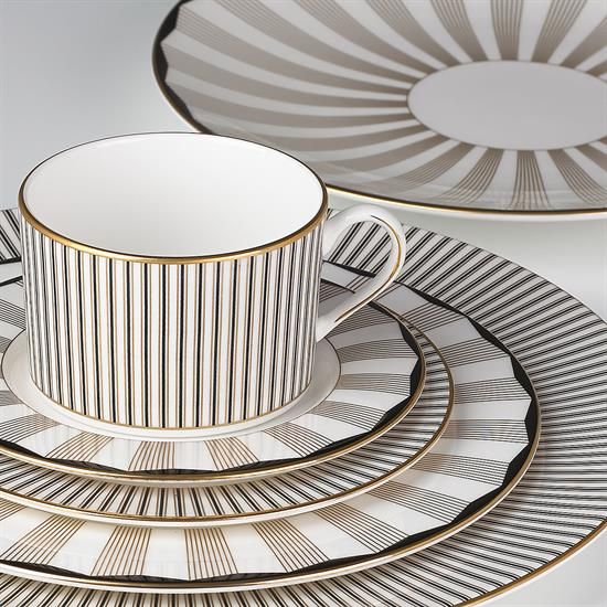 Picture of 5-Piece Place Setting