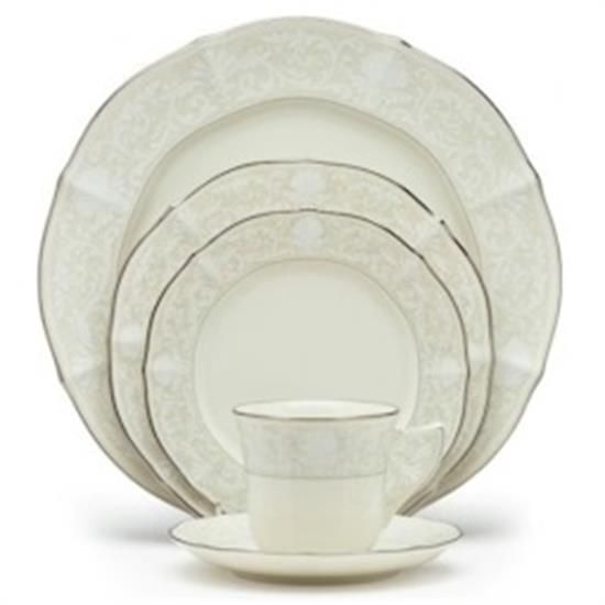 Picture of Dinner Plates