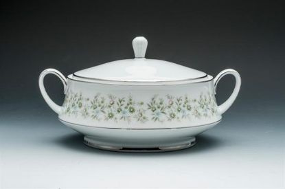 Picture of Covered Vegetable Bowl