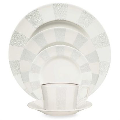 Picture of Dinner Plates