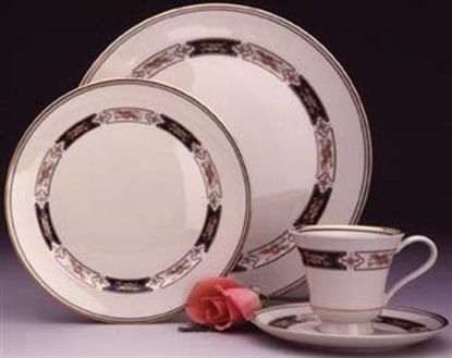Picture of Dinner Plates