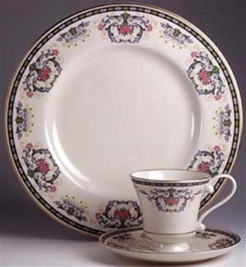 Picture of Dinner Plates