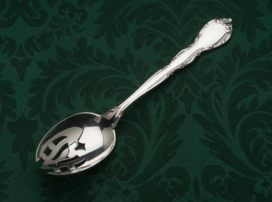 Picture of Pierced Tableserv.spn