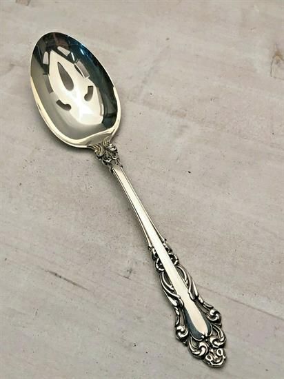 Picture of Pierced Tableserv.spn