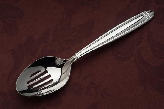 Picture of Pierced Tableserv.spn