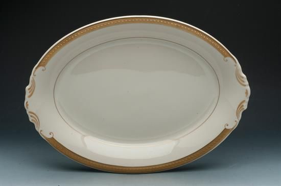Picture of Oval Plat.13"