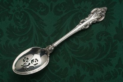 Picture of Pierced Tableserv.spn