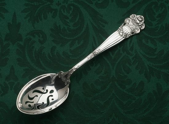 Picture of Pierced Tableserv.spn