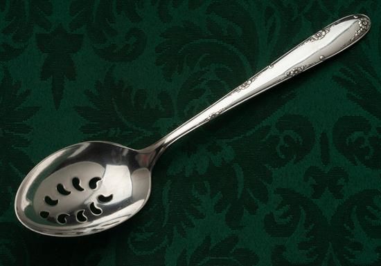 Picture of Pierced Tableserv.spn