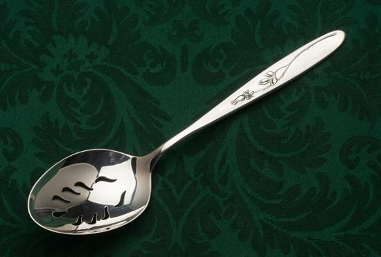 Picture of Pierced Tableserv.spn