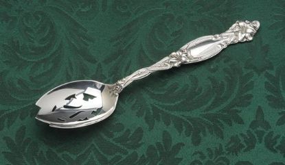 Picture of Pierced Tableserv.spn