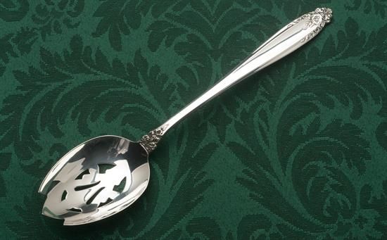 Picture of Pierced Tableserv.spn