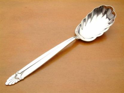 Picture of Berry Serving Spoon