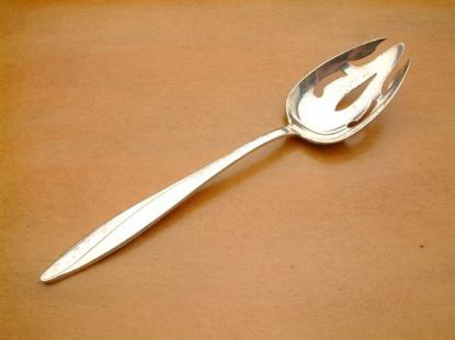 Picture of Pierced Tableserv.spn