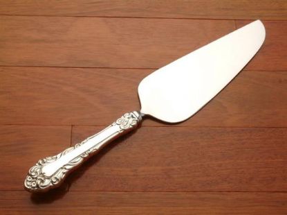 Picture of New Pie/cake Server
