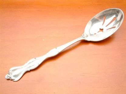 Picture of Pierced Tableserv.spn