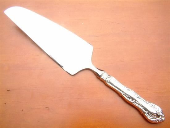 Picture of New Pie/cake Server