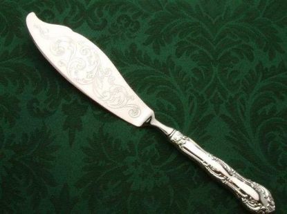 Picture of New Fish Server Hh