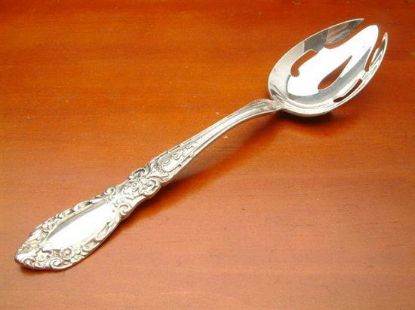 Picture of Pierced Tableserv.spn