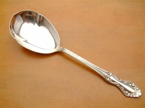 Picture of Berry Serving Spoon