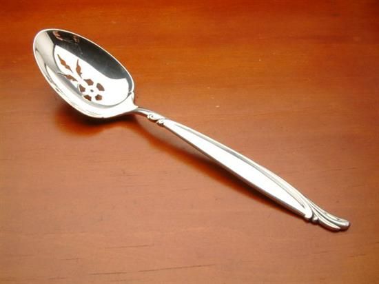 Picture of Pierced Tableserv.spn