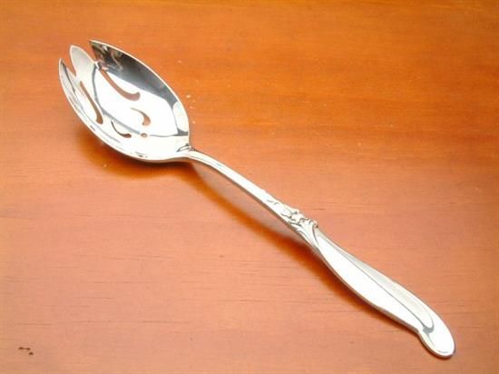 Picture of Pierced Tableserv.spn