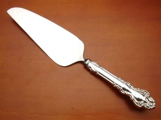 Picture of New Pie/cake Server