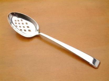 Picture of Pierced Tableserv.spn