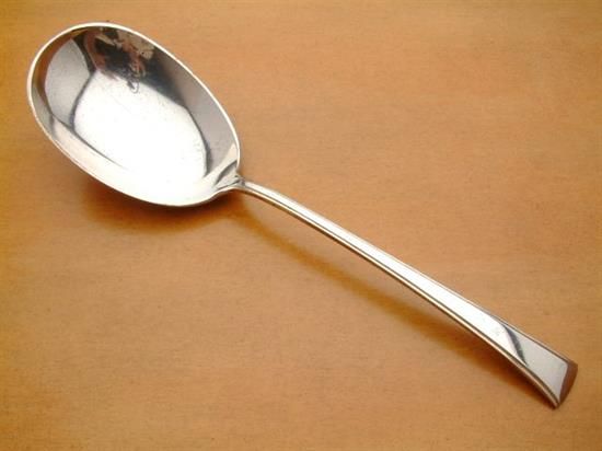Picture of Berry Serving Spoon