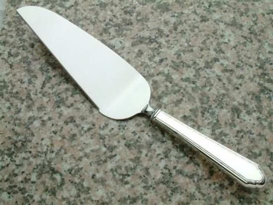 Picture of New Pie/cake Server