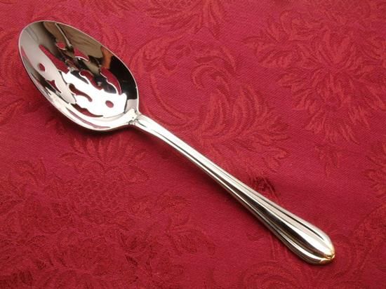 Picture of Pierced Tableserv.spn