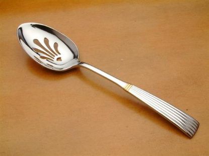 Picture of Pierced Tableserv.spn