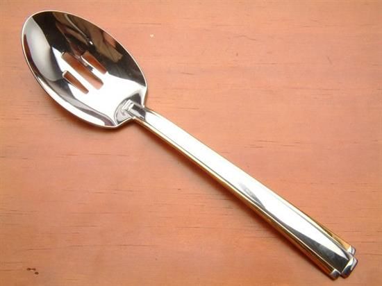 Picture of Pierced Tableserv.spn