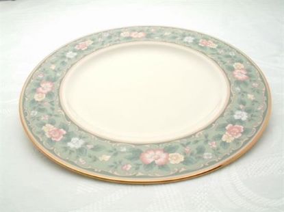 Picture of 9"accent Salad Plate