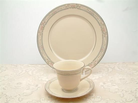 Picture of 3pc. Place Settings