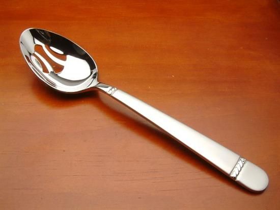 Picture of Pierced Tableserv.spn