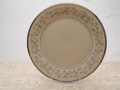 Picture of Dinner Plates
