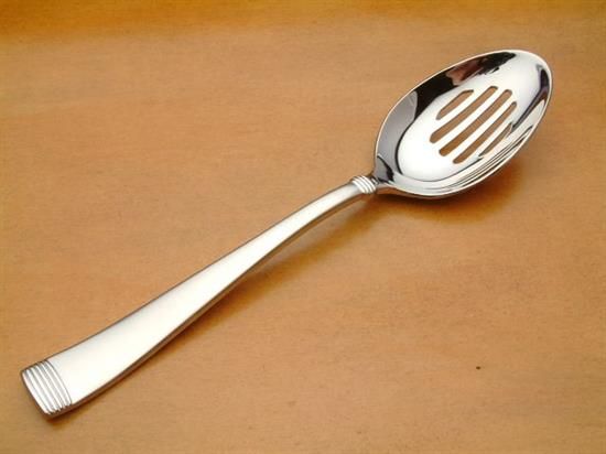 Picture of Pierced Tableserv.spn