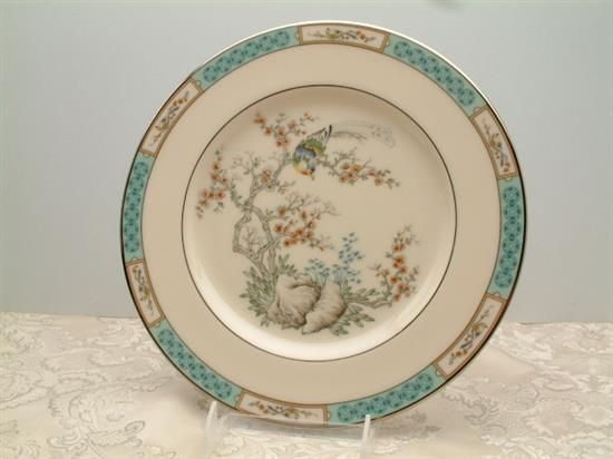 Picture of Dinner Plates