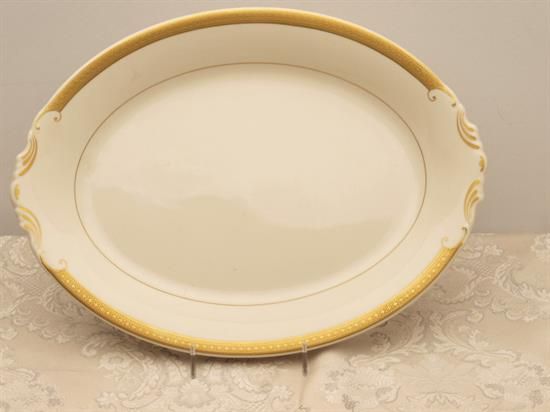 Picture of Oval Platter 16"