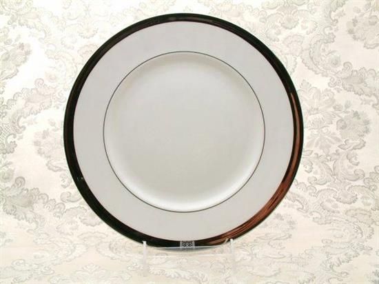 Picture of Dinner Plates